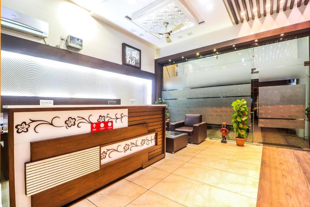 Hotel Sartaj Ludhiana Zewnętrze zdjęcie
